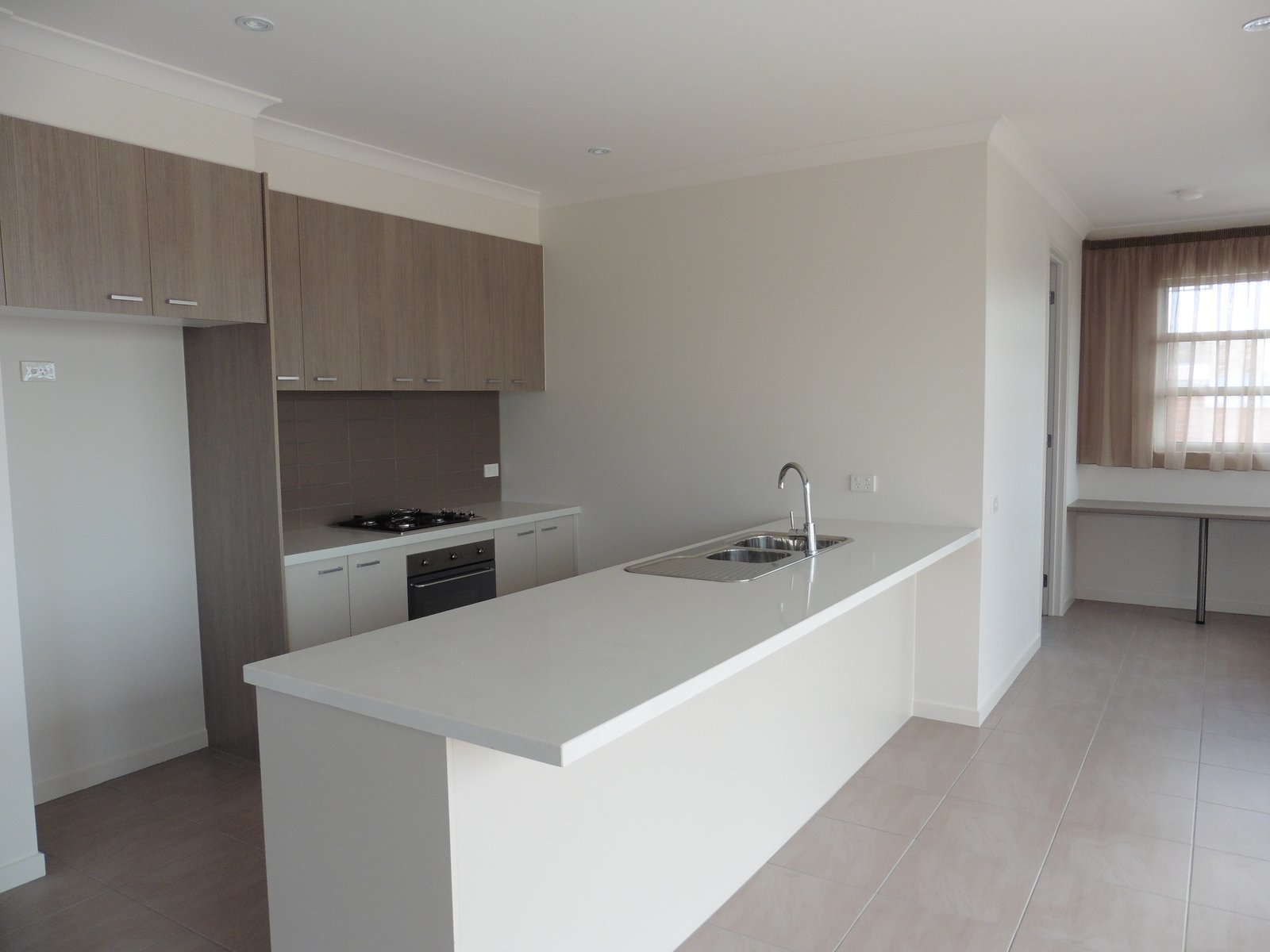 Gallery: 5/76 Chesterville Road