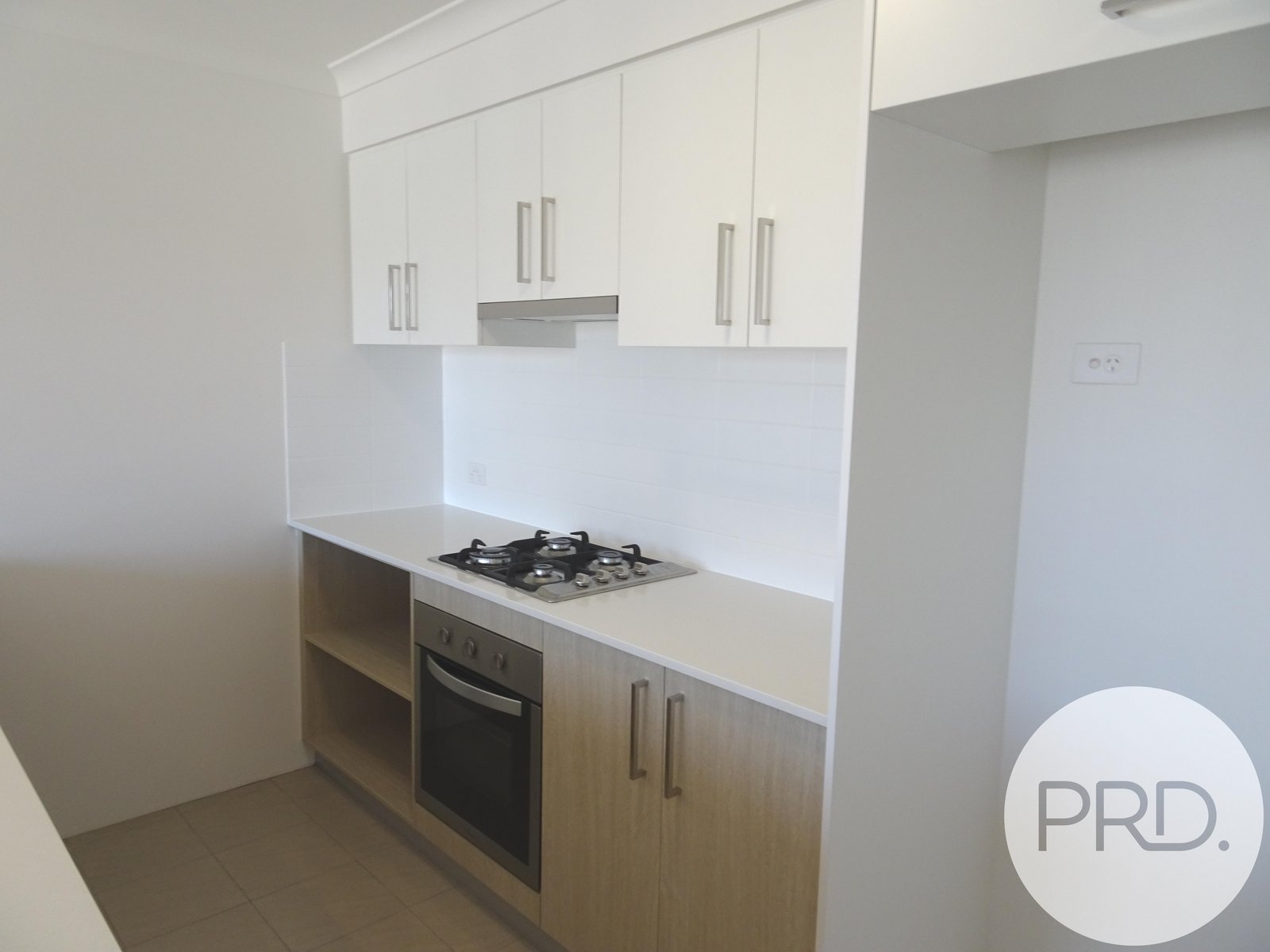 57/7 Durnin Ave  BEELIAR 3