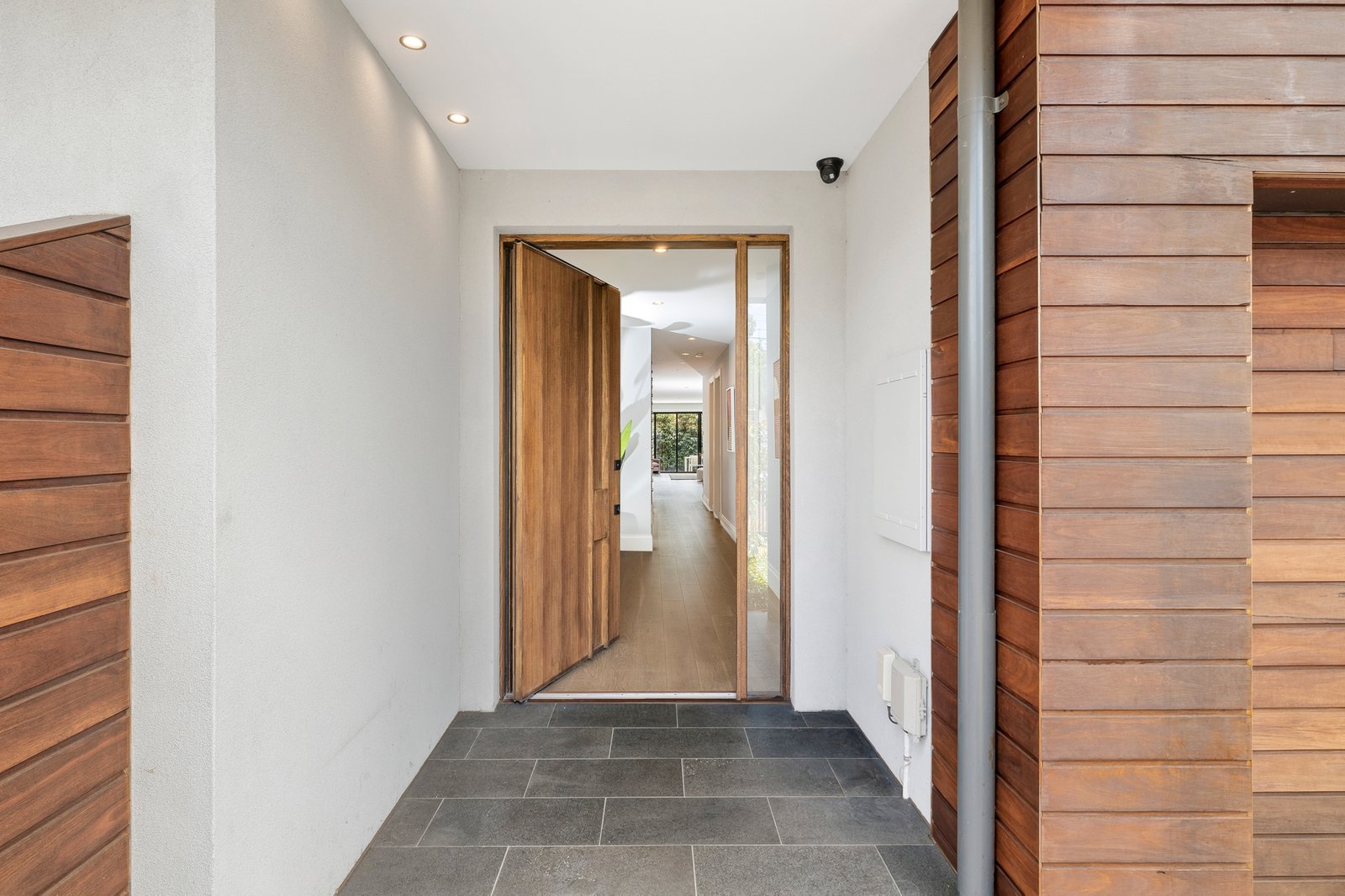 Gallery: 57A Midlothian Street