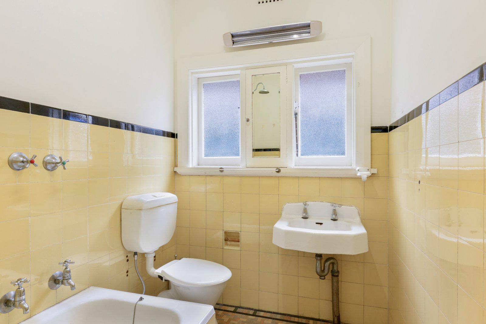 57A Montgomery Street KOGARAH 7