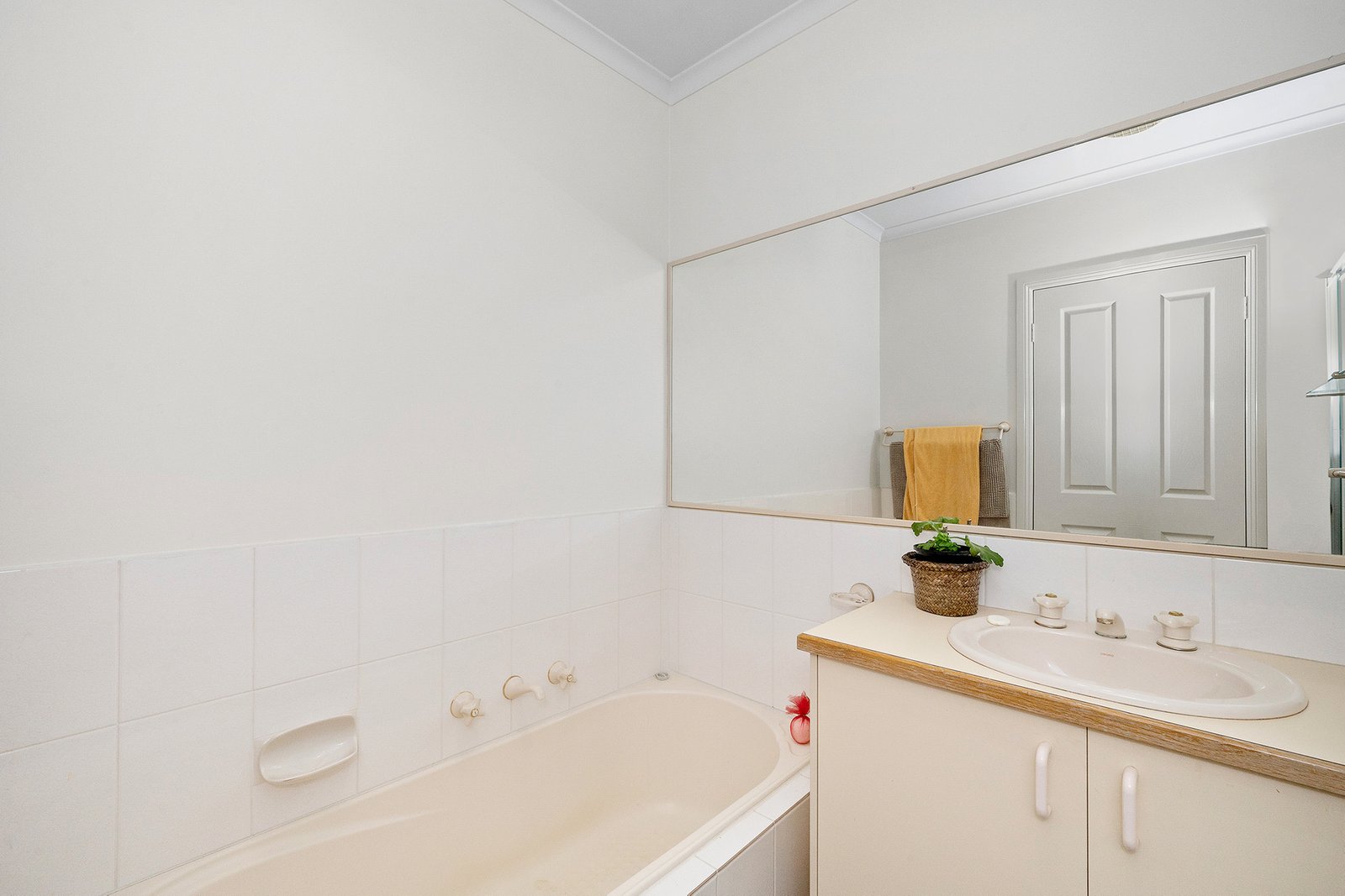 Real Estate and Property in 57B Narrawong Road, Caulfield South, VIC