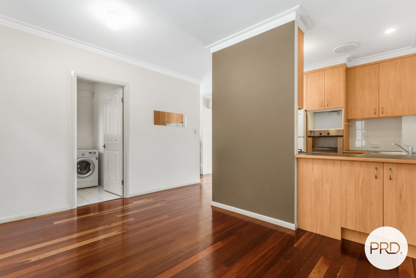 5/8 Aden Street ALBION 5