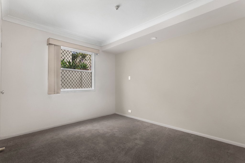 5/8 Aden Terrace ALBION 11