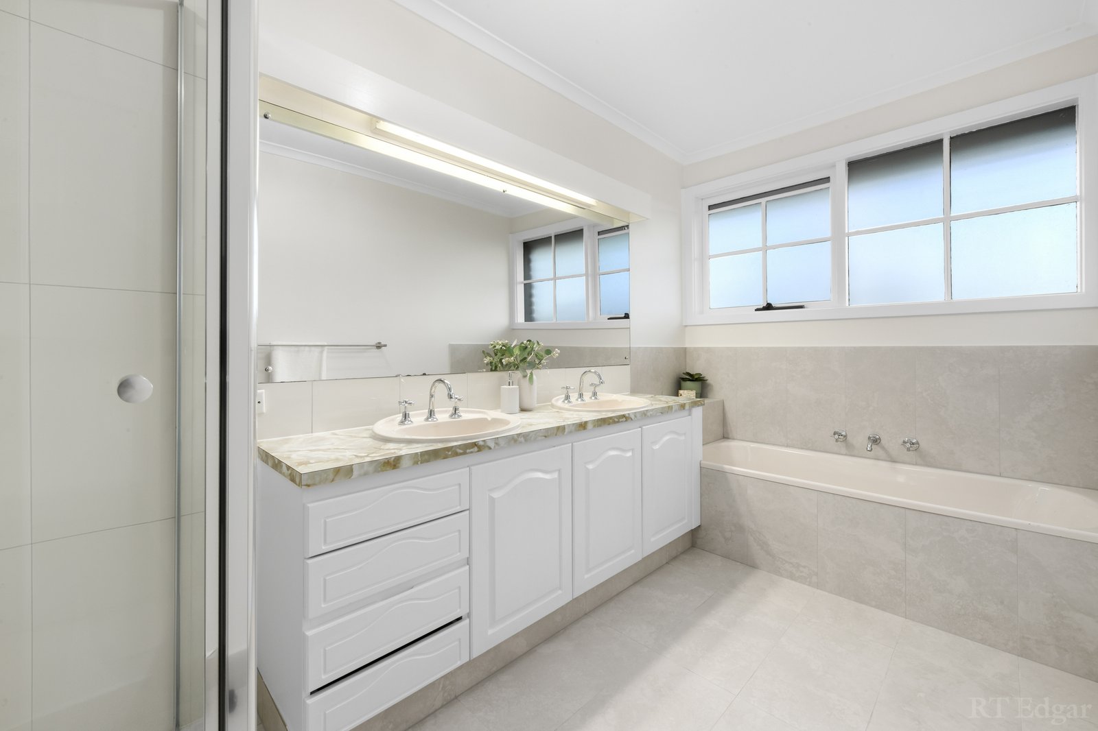 Real Estate and Property in 58 Atheldene Drive, Glen Waverley, VIC