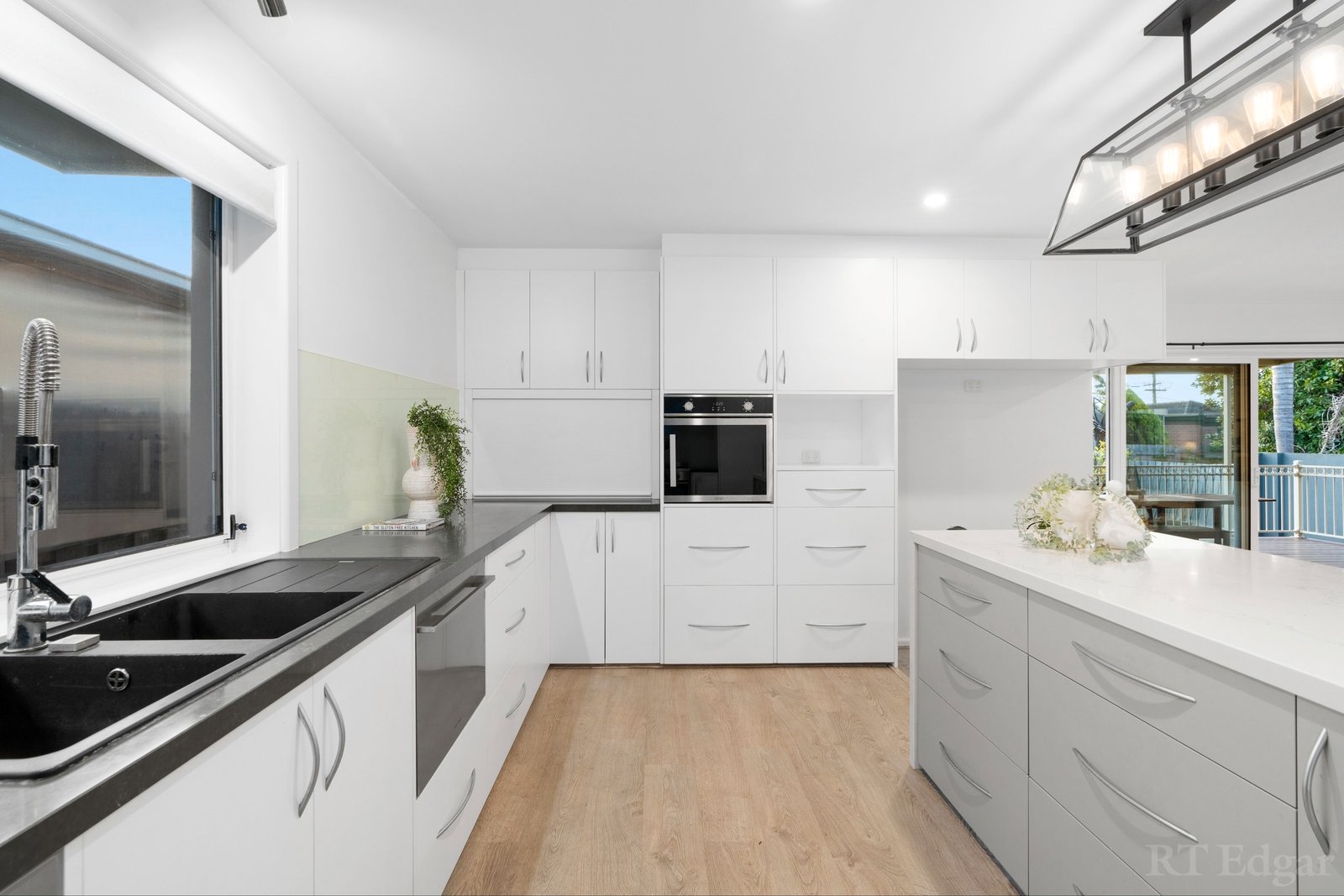 Real Estate and Property in 58 Barter Crescent, Forest Hill, VIC