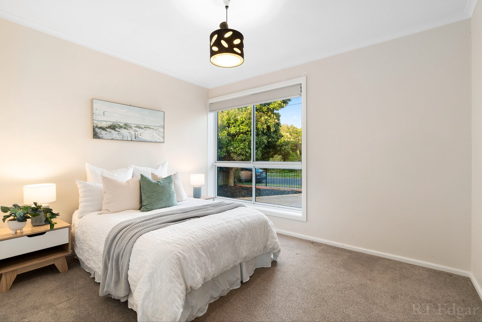 Real Estate and Property in 58 Barter Crescent, Forest Hill, VIC