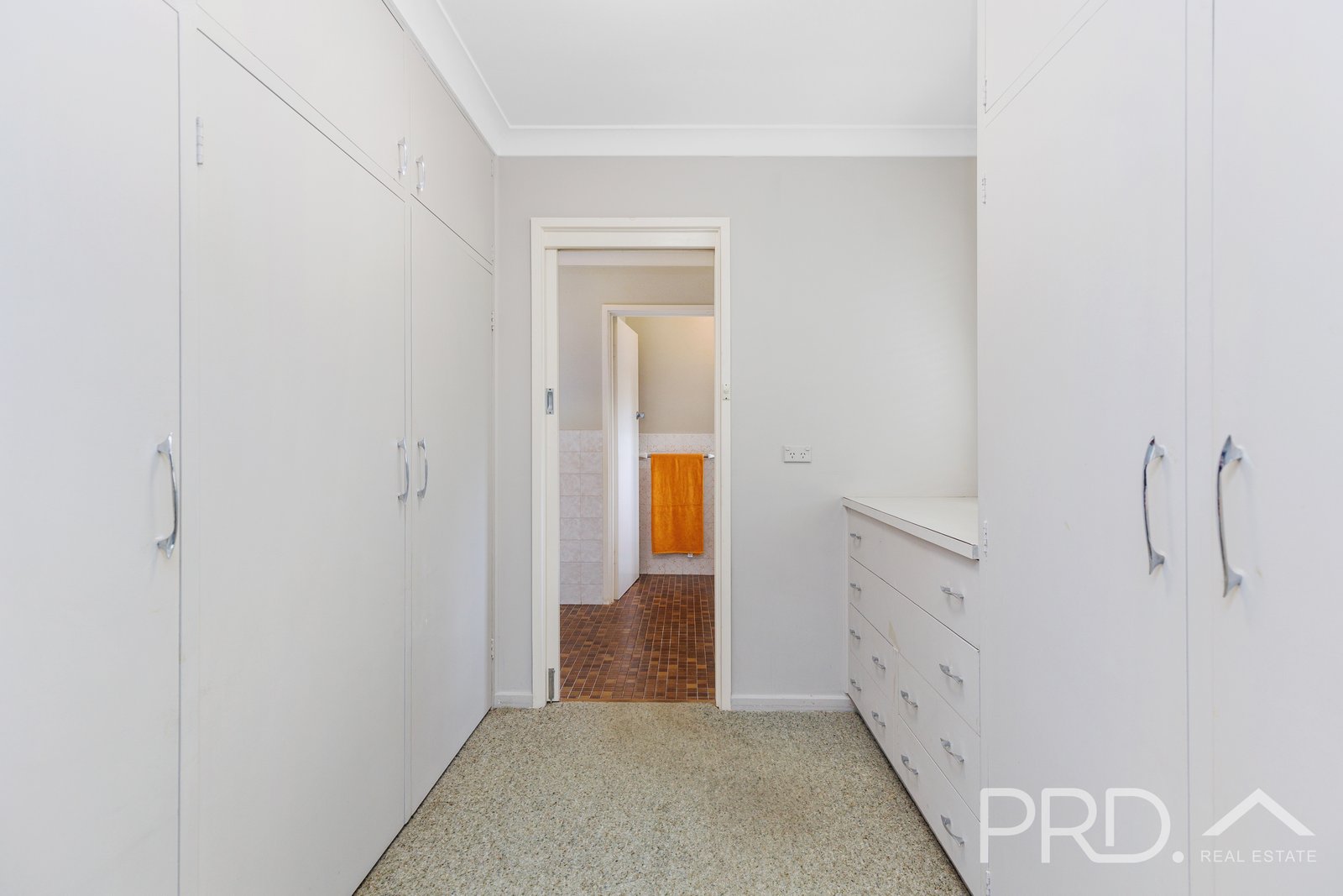 58 Carey Street TUMUT 9