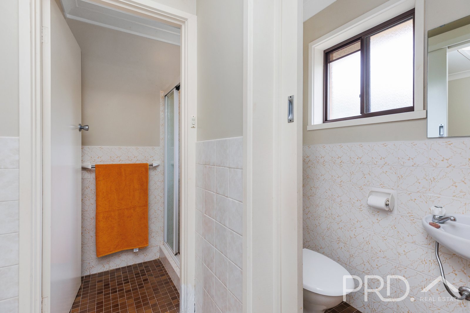 58 Carey Street TUMUT 10