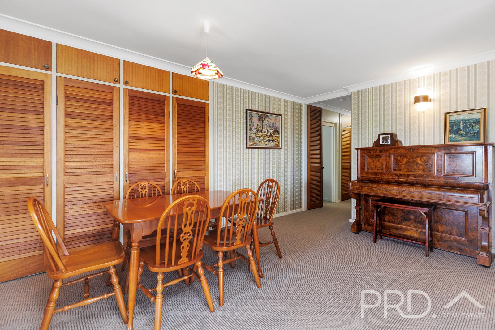 58 Carey Street TUMUT 16
