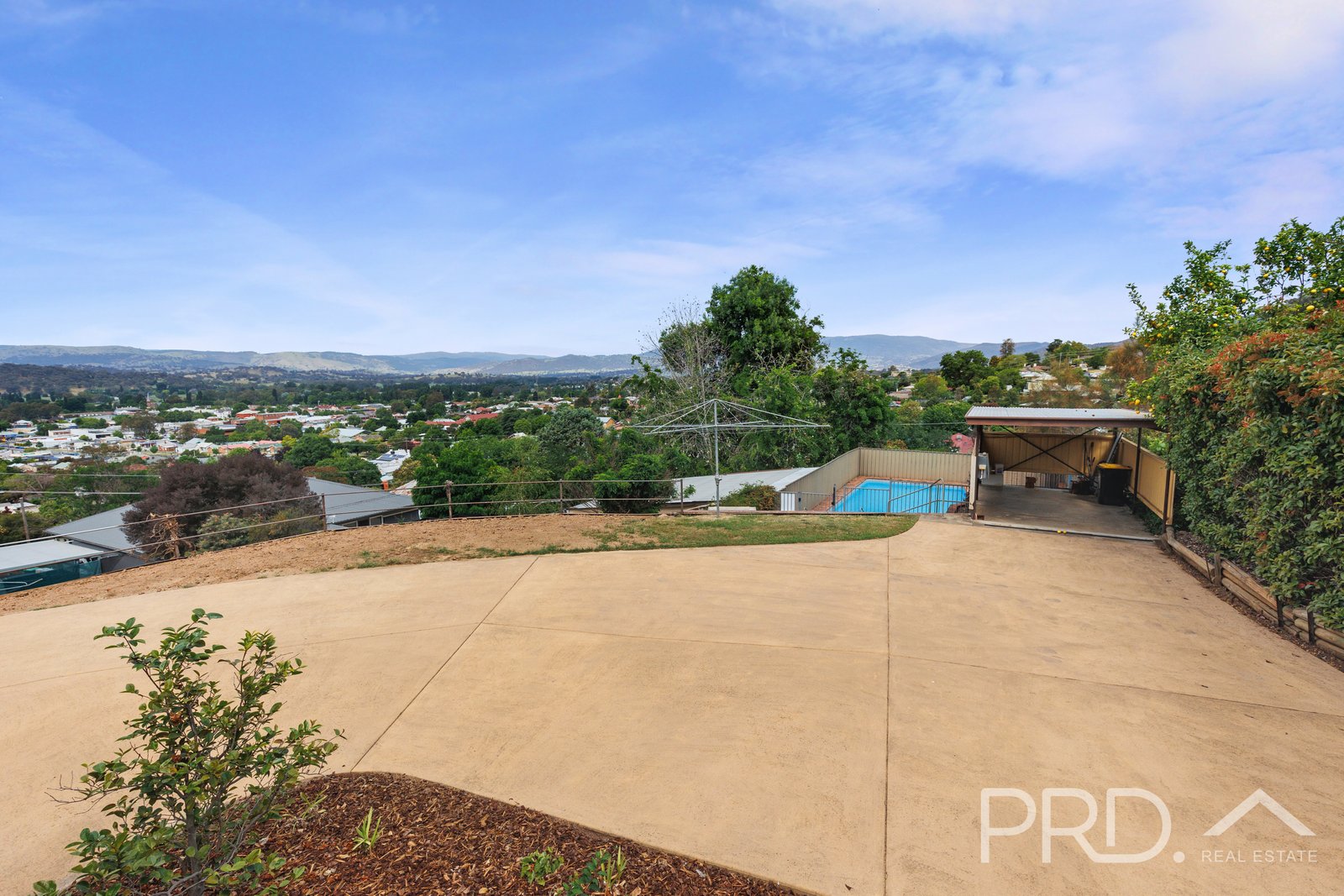 58 Carey Street TUMUT 19