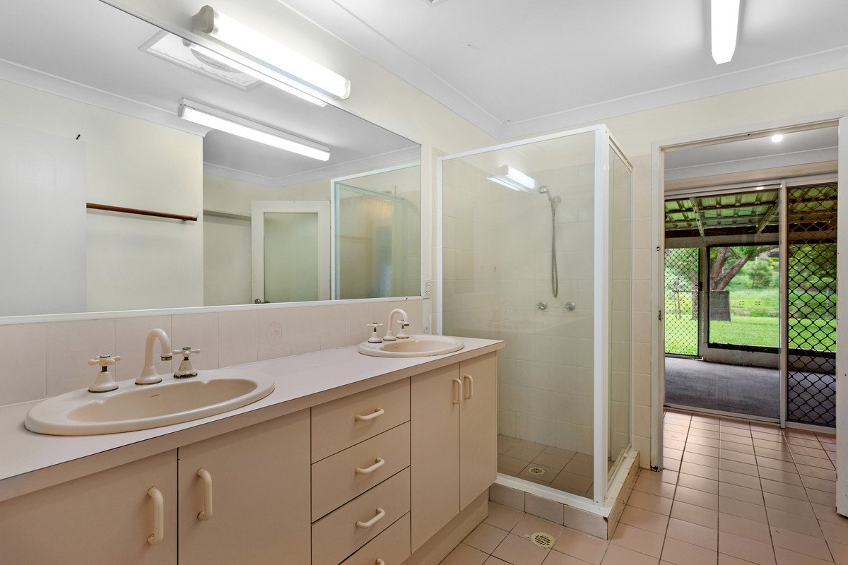 58 Coorabin Court Tallebudgera 19