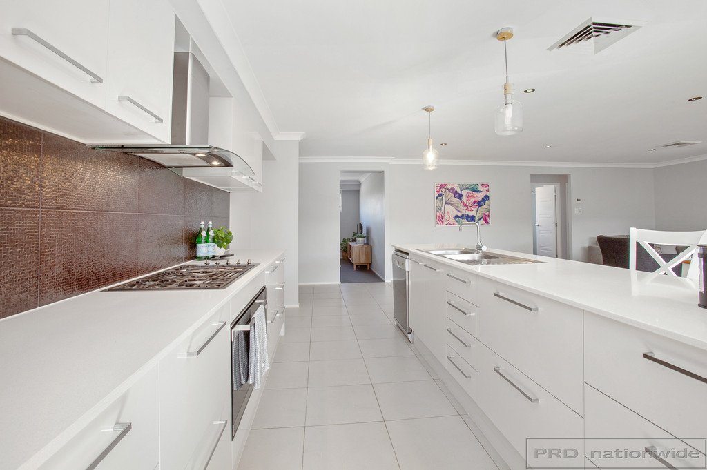 58 Darcys Circuit GILLIESTON HEIGHTS 5