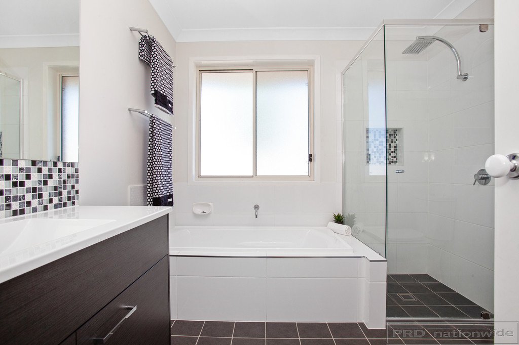 58 Darcys Circuit GILLIESTON HEIGHTS 16
