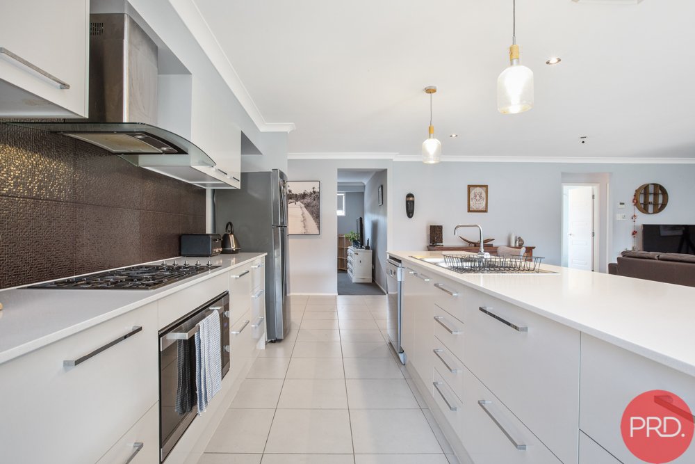 58 Darcys Circuit GILLIESTON HEIGHTS 8