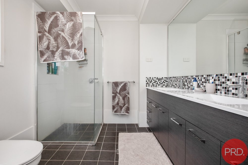 58 Darcys Circuit GILLIESTON HEIGHTS 13