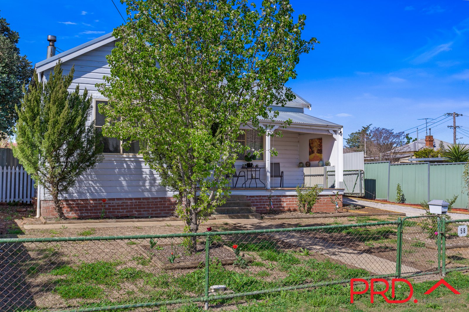 58 Denison Street TAMWORTH 2