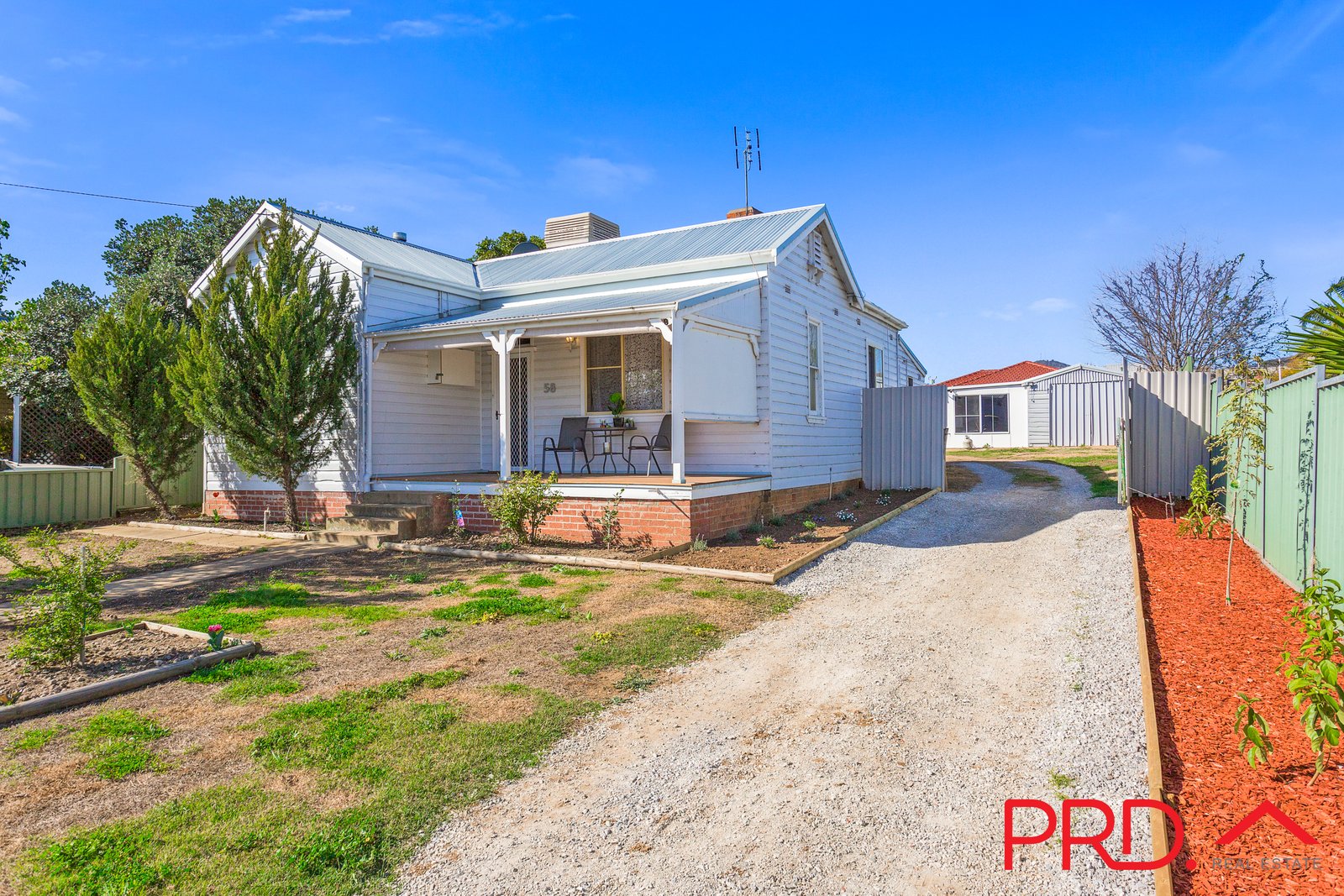 58 Denison Street TAMWORTH 3