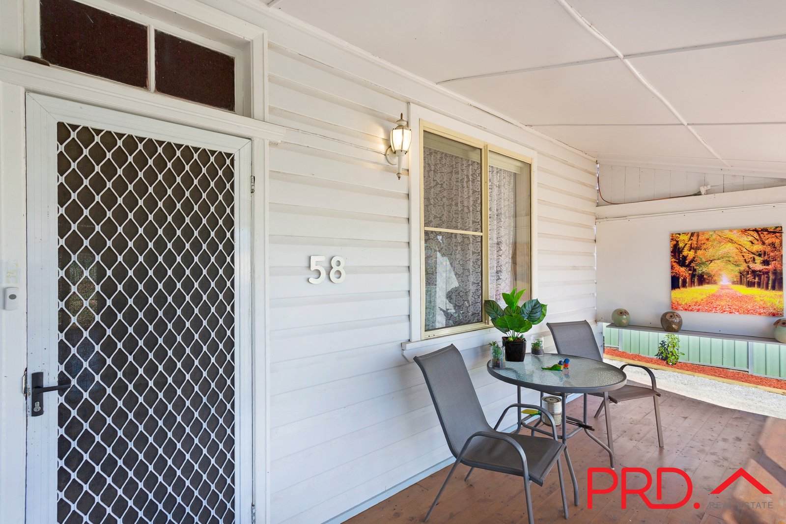 58 Denison Street TAMWORTH 4