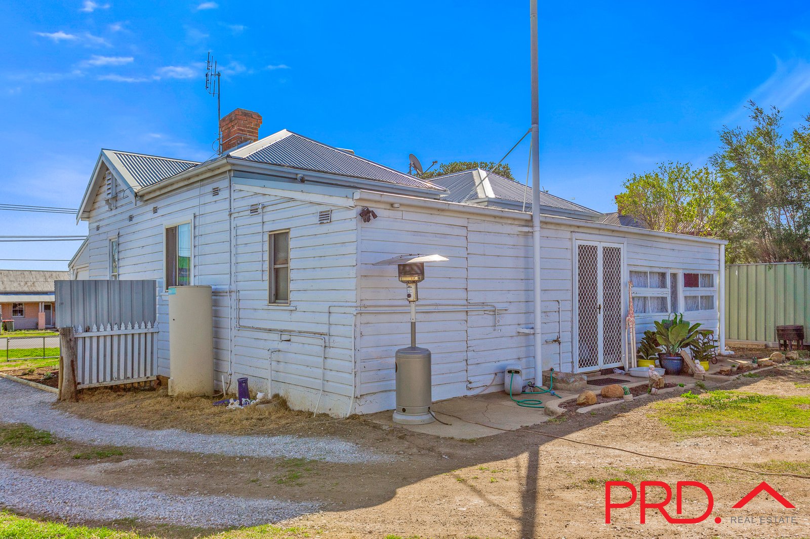 58 Denison Street TAMWORTH 17