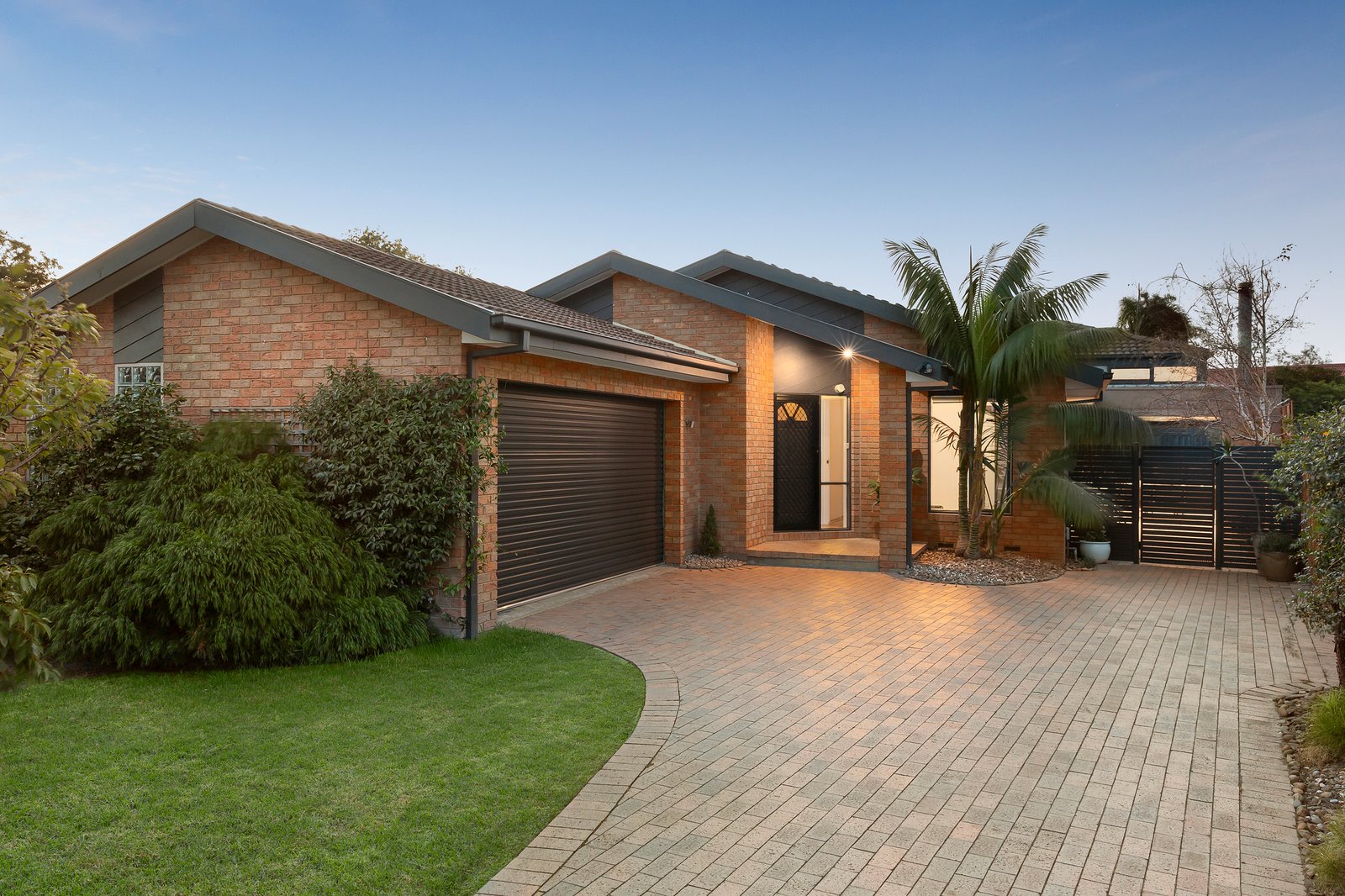 Gallery: 58 Ebb Street