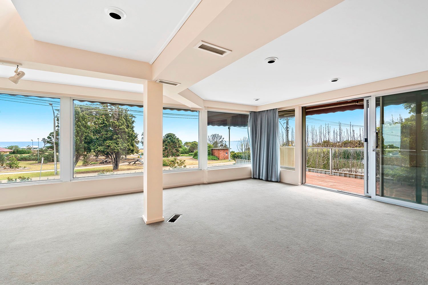 Gallery: 58 Esplanade