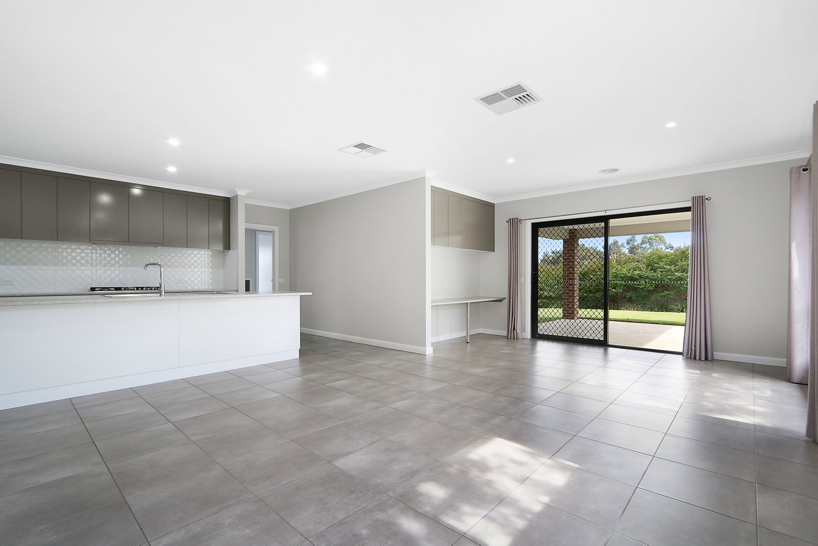 58 Felstead Circuit THURGOONA 5