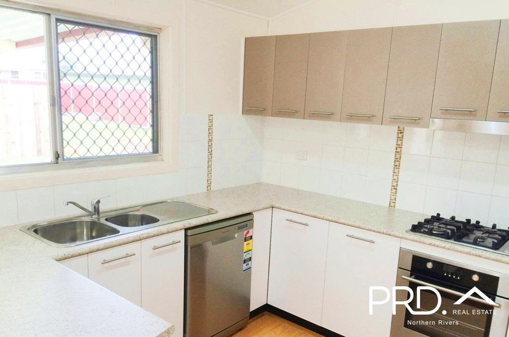 58 Fergusson St  CASINO 9