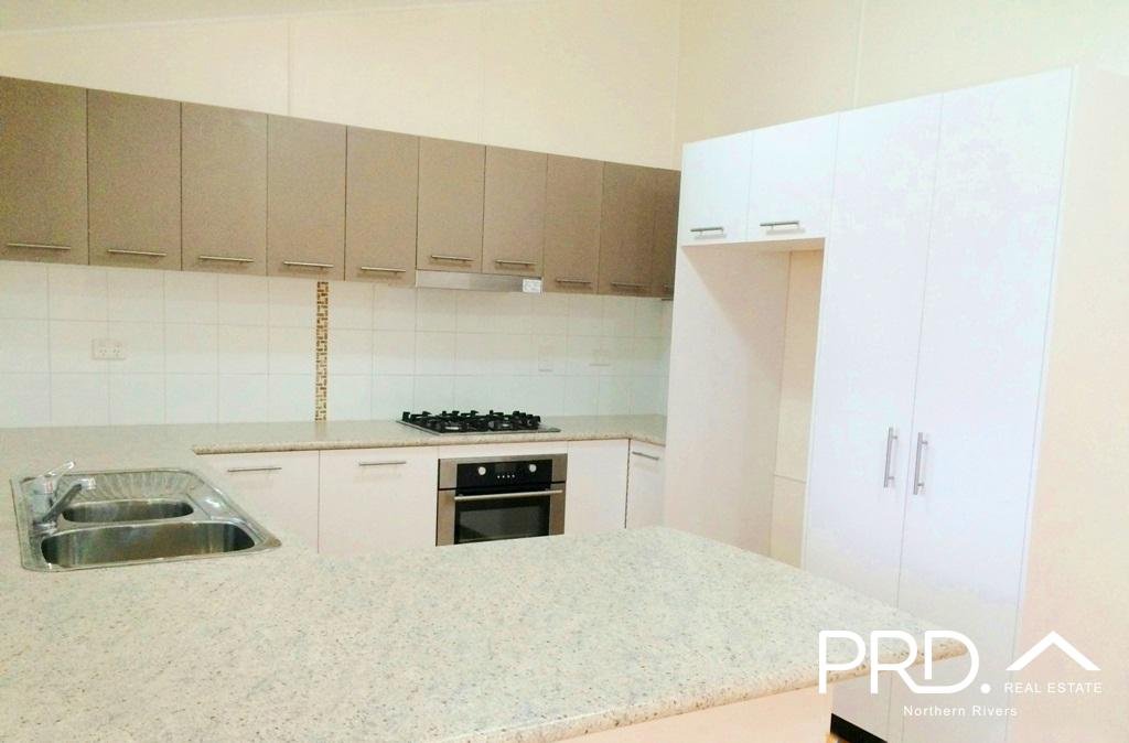 58 Fergusson St  CASINO 10