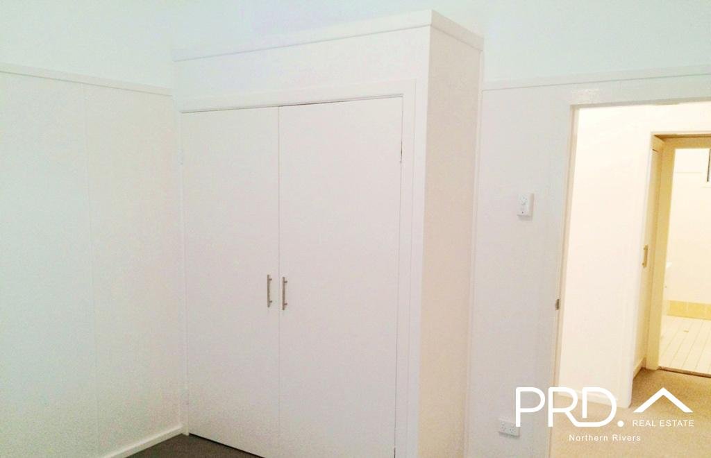 58 Fergusson St  CASINO 20