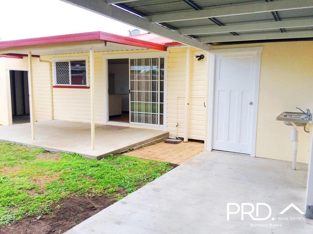 58 Fergusson St  CASINO 23