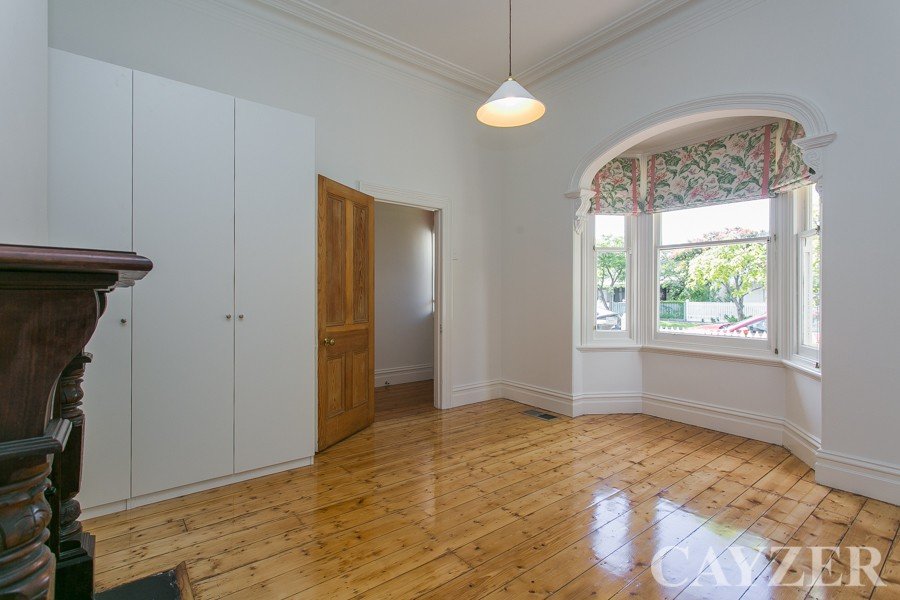 Gallery: 58 Finlay Street