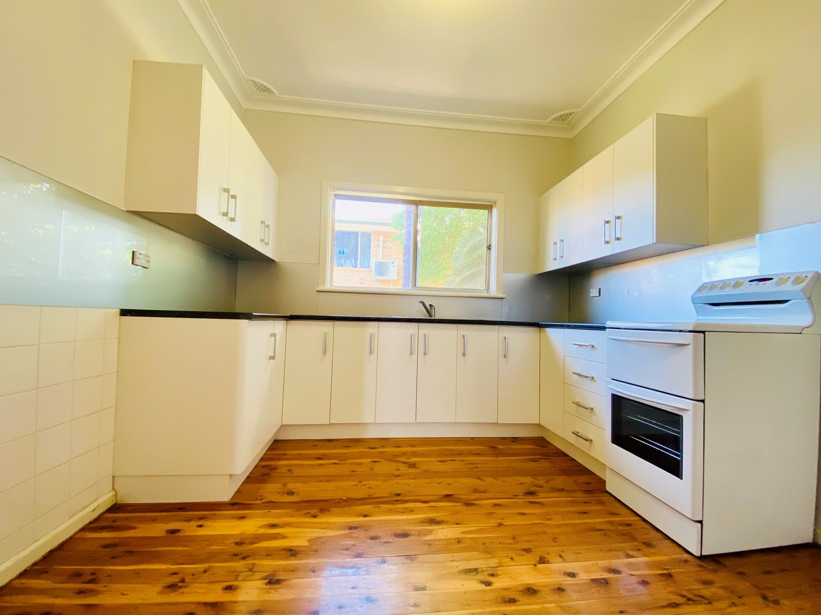 58 Garden Street TAMWORTH 5