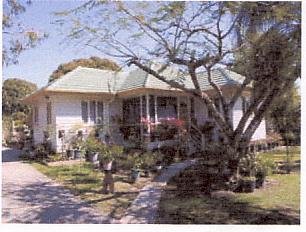 58 GOLD Street BANYO 1