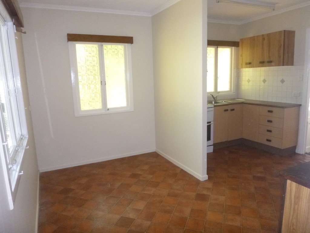 58 GOLD Street BANYO 6