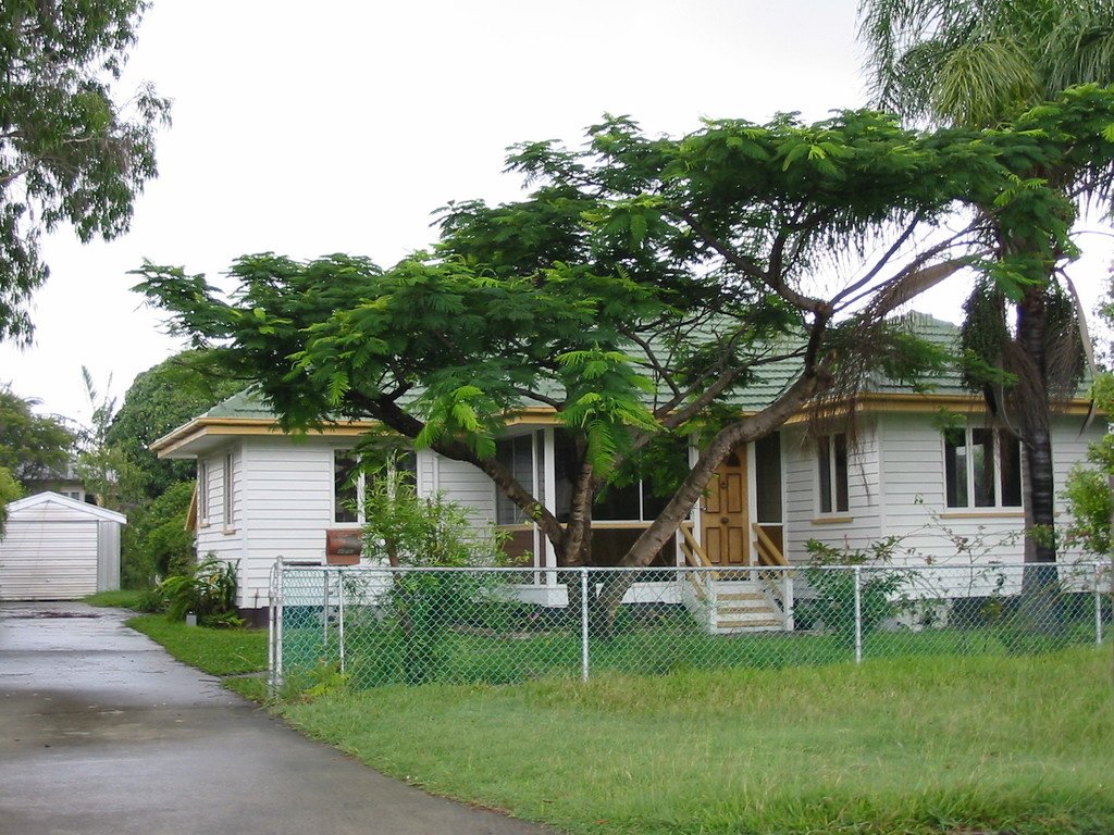 58 GOLD Street BANYO 1