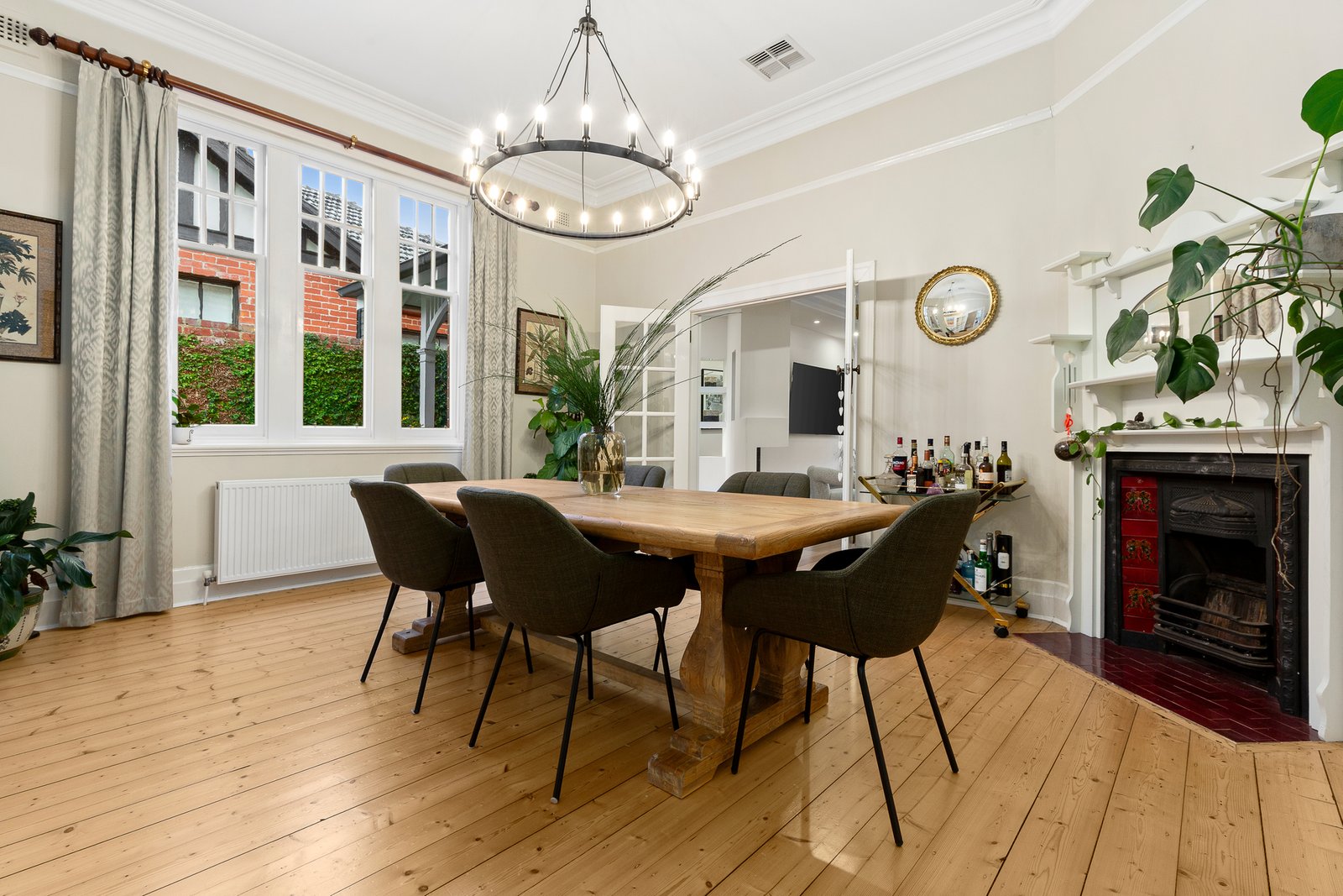 Gallery: 58 Head Street