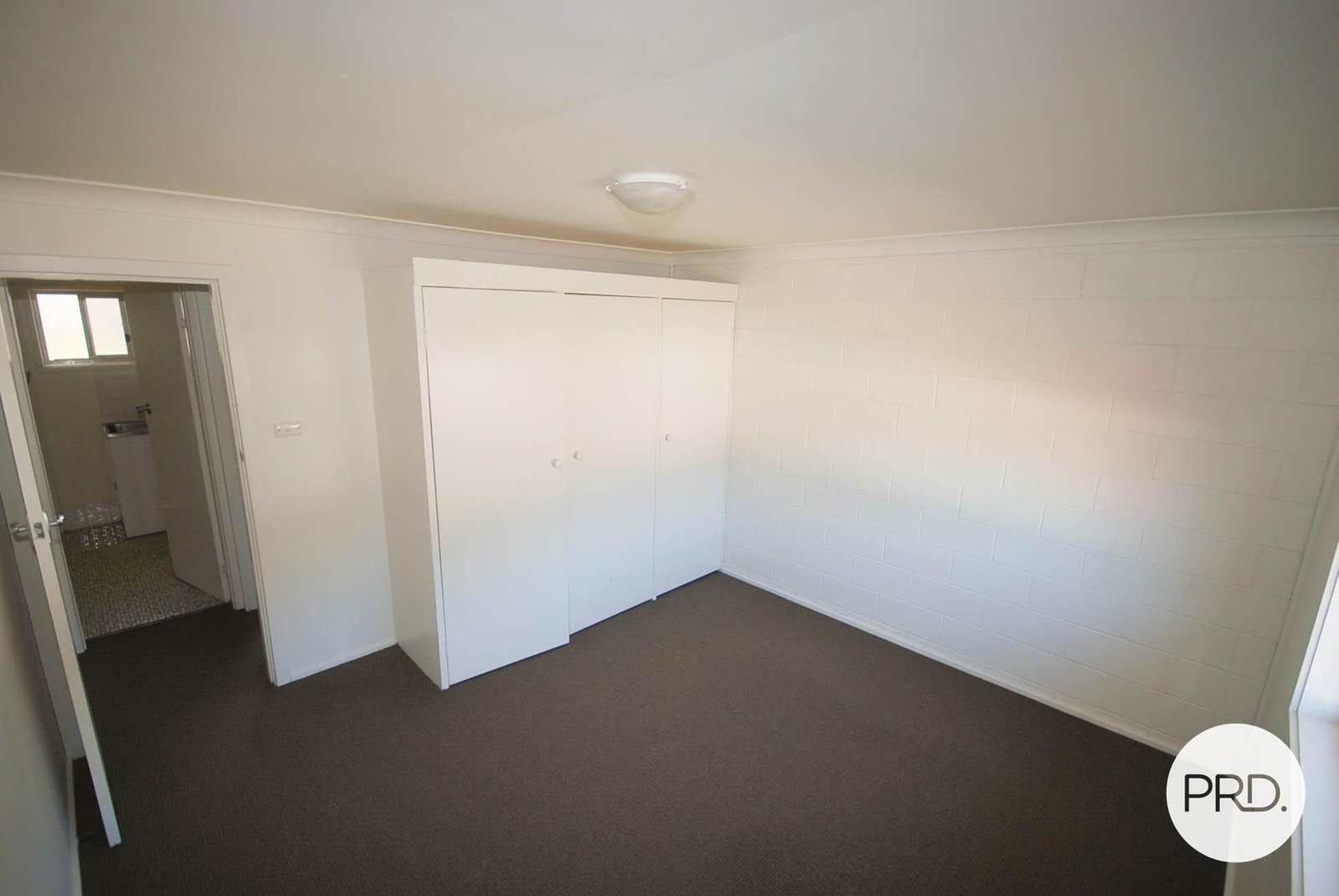 5/8 Higgins Avenue WAGGA WAGGA 5