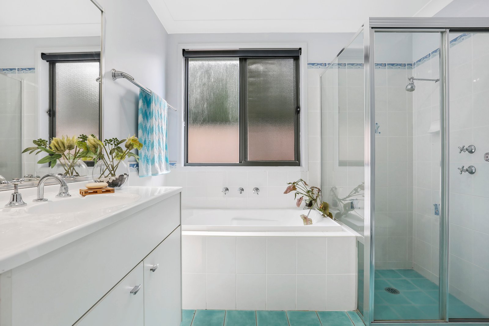 58 Kanahooka Rd  KANAHOOKA 8