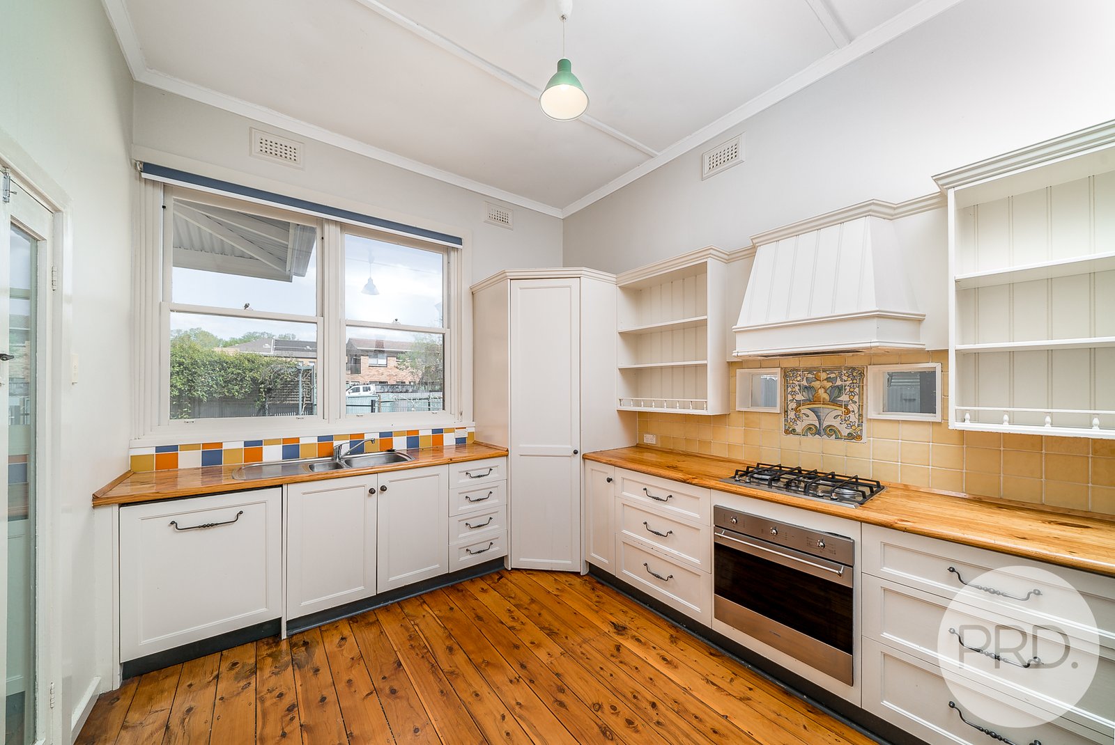 58 Kincaid Street WAGGA WAGGA 4