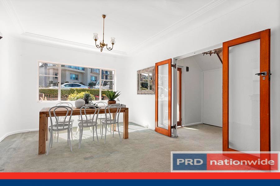 58 Lansdowne Parade OATLEY 11