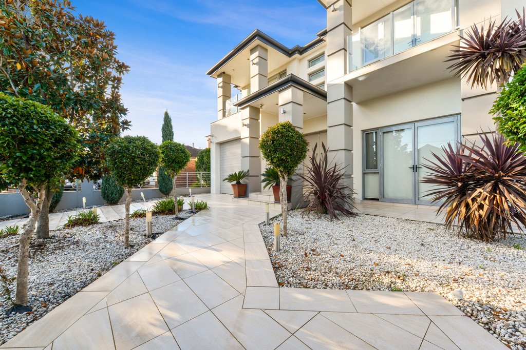 58 Ludgate Street ROSELANDS 4