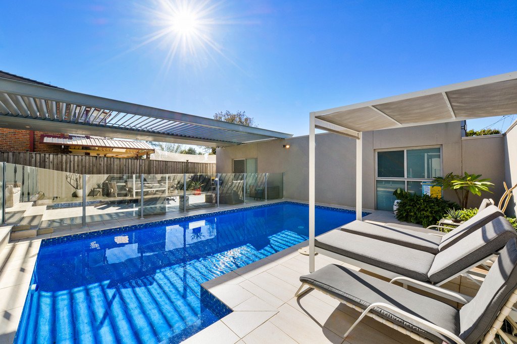 58 Ludgate Street ROSELANDS 19