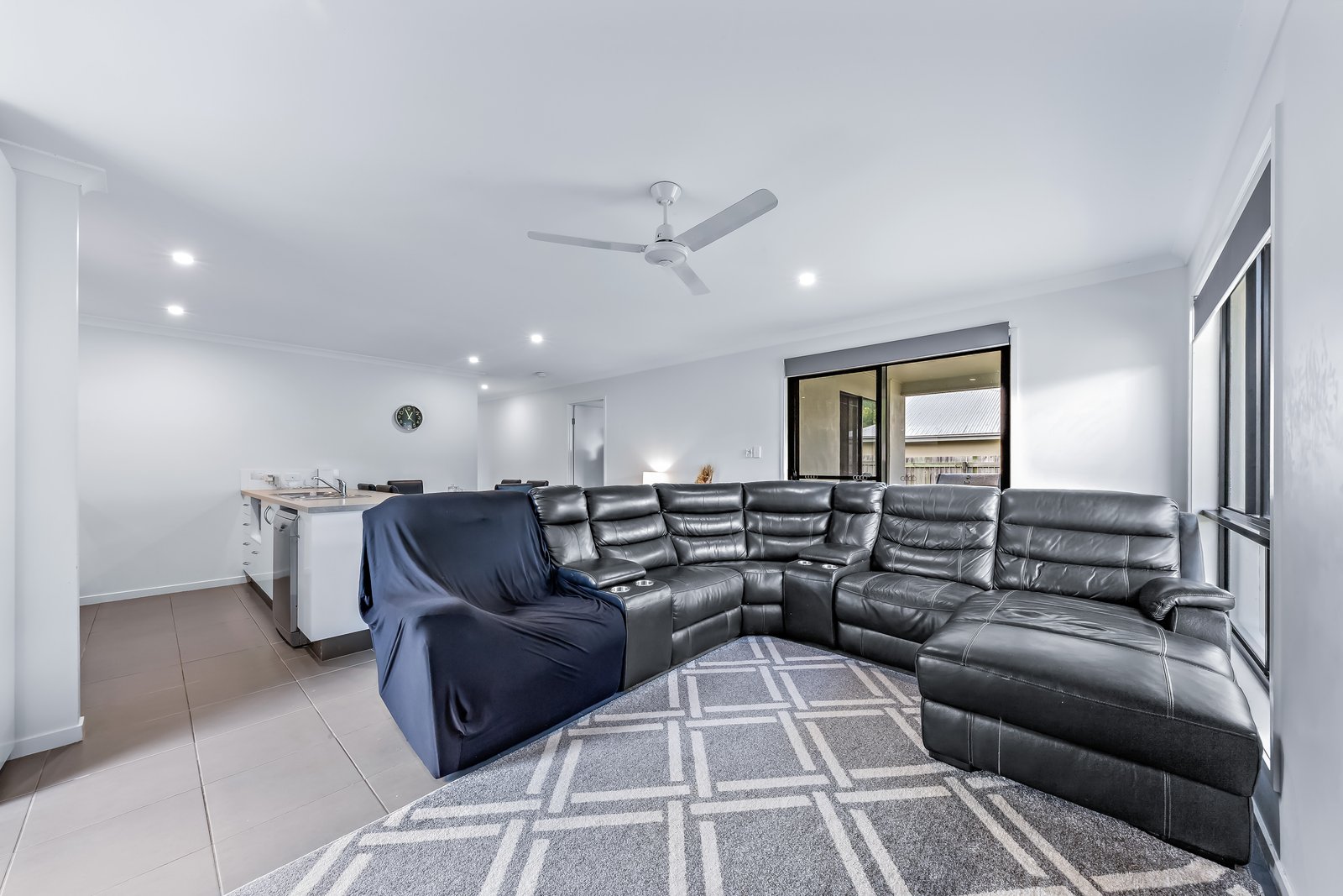 58 Macarthur Drive CANNONVALE 4