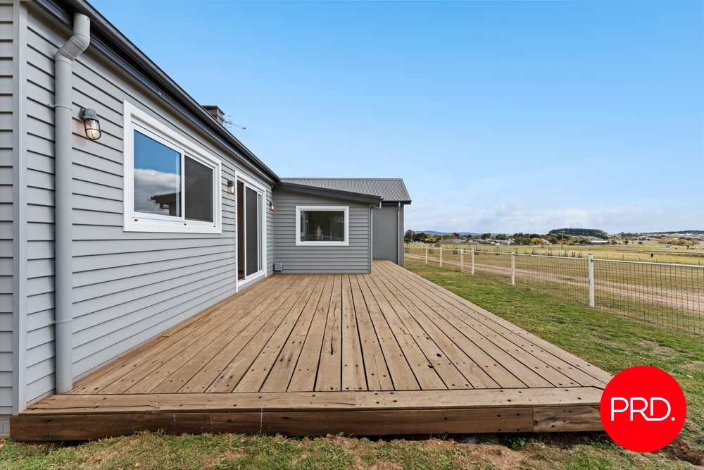 58 Mecca Lane BUNGENDORE 14