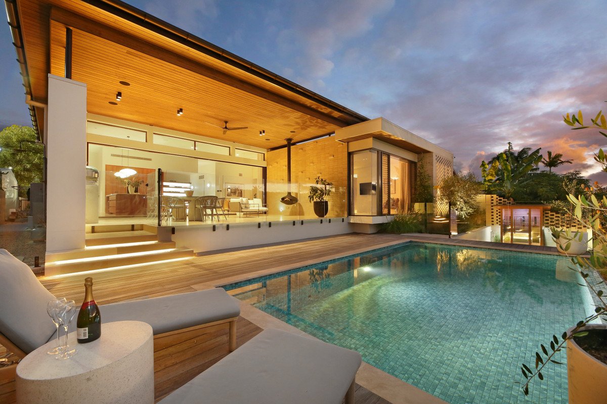 58 Melaleuca Drive Palm Beach 29