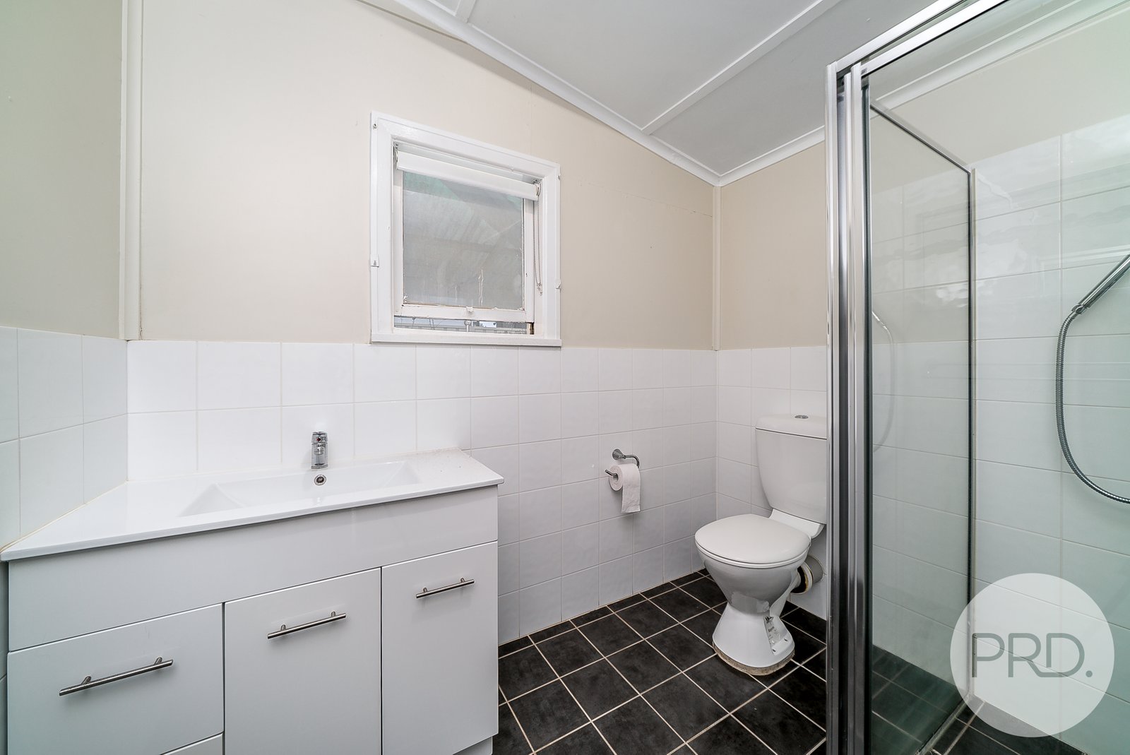 58 Murray Street WAGGA WAGGA 13