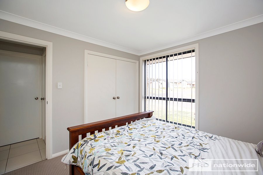 58 Orley Drive TAMWORTH 22