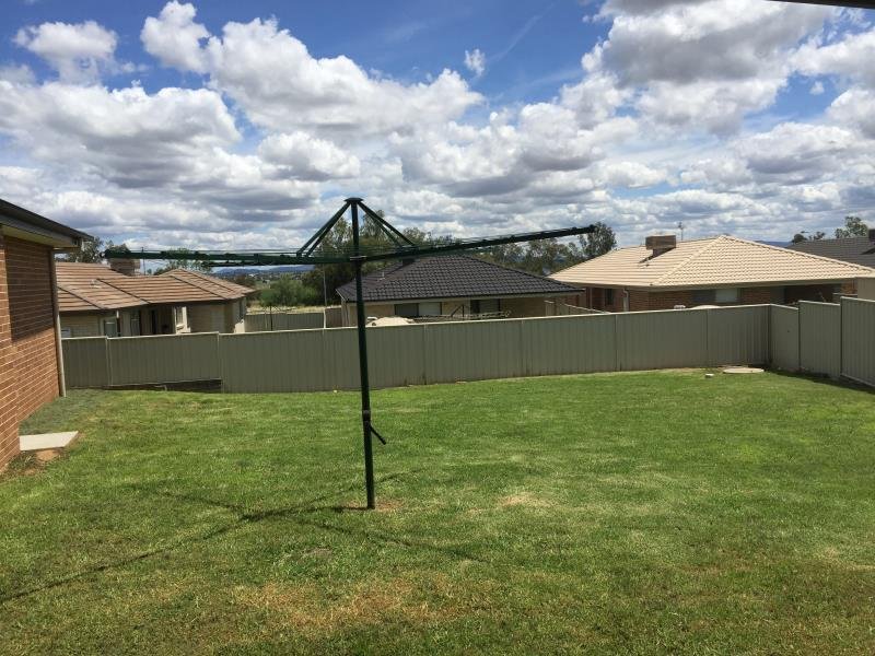 58 Orley Drive TAMWORTH 8