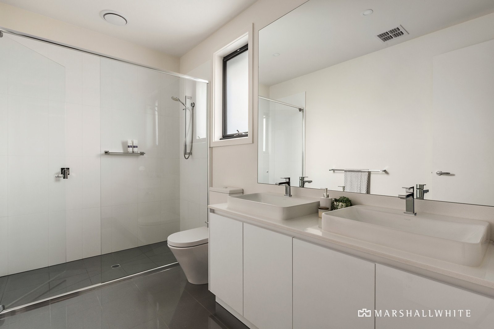 5/8 Pennant Lane, Surrey Hills, VIC