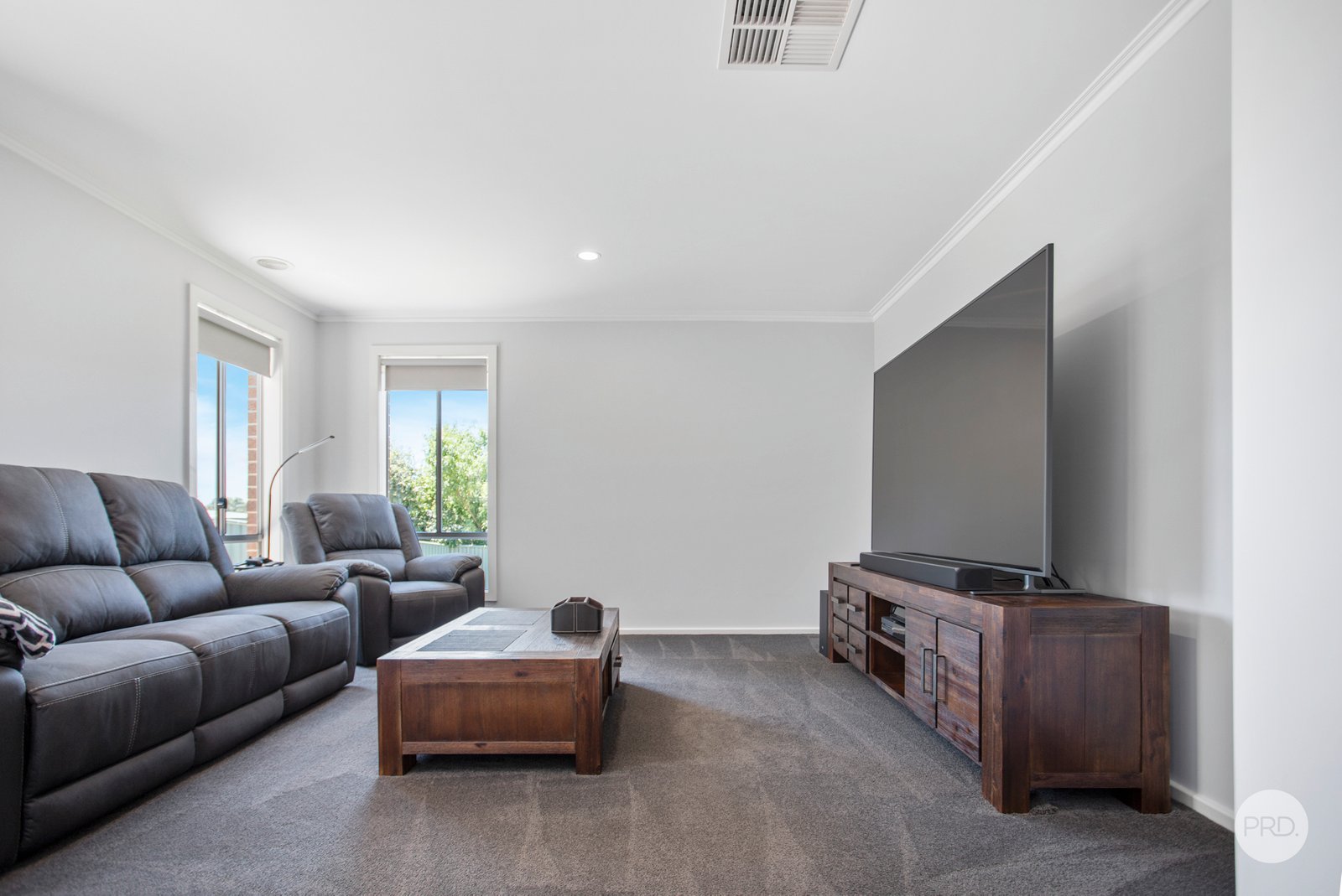 58 Queen Street KANGAROO FLAT 3